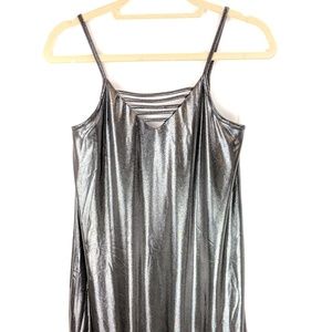 Bo Bel V Neck Metallic Shift Dress